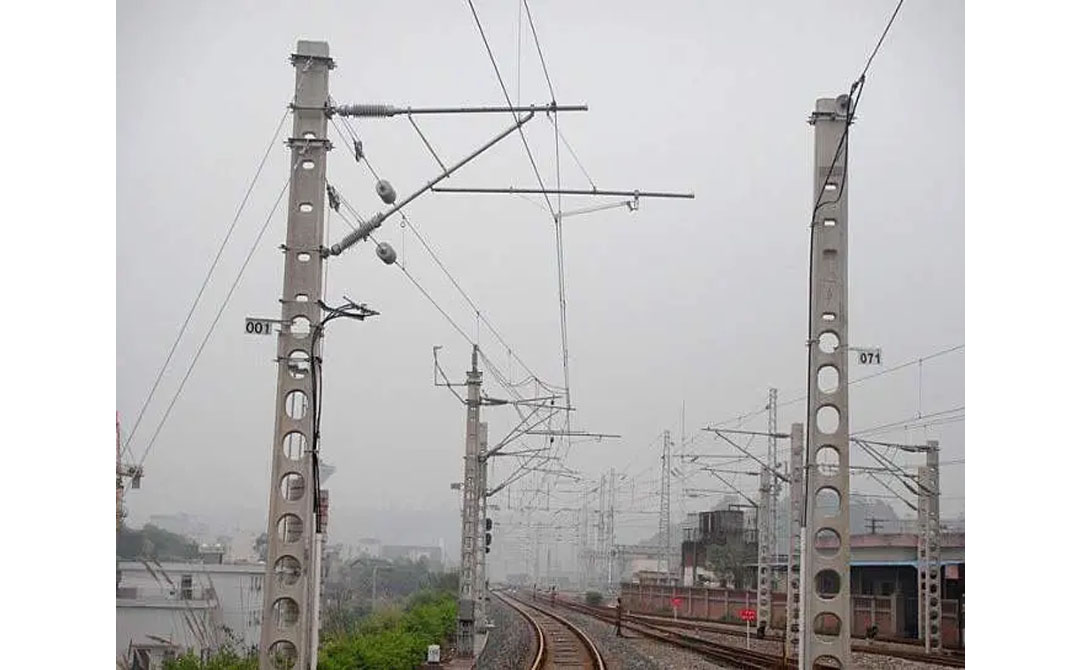 عمود دعم شبكة الاتصال (عمود ويب الأفقي)
