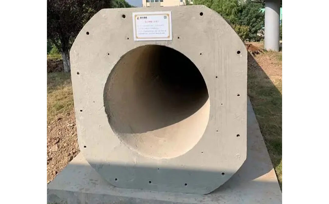 رصيف الجسر السابق الصب (مربع)
