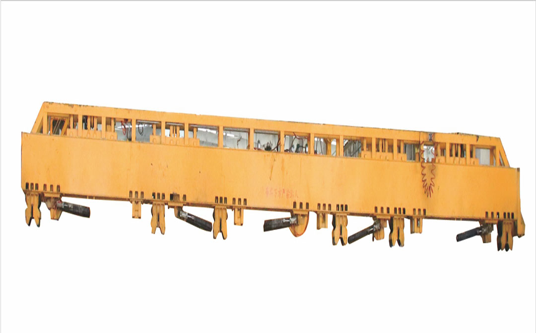 العفن الهوائي الفولاذي القاذفة