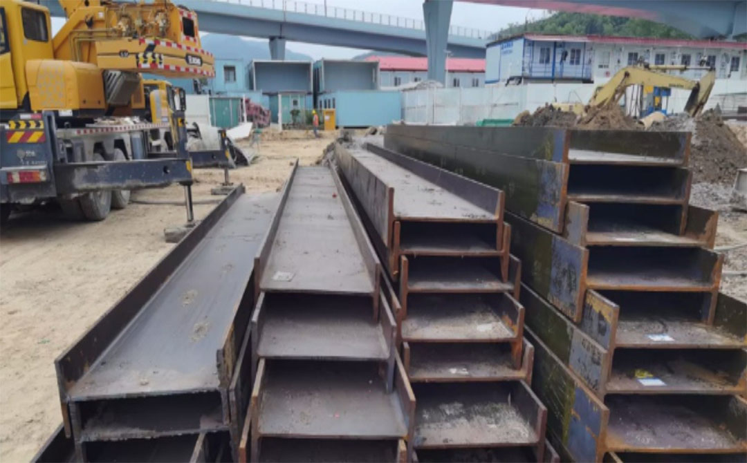 فولاذ على شكل H
