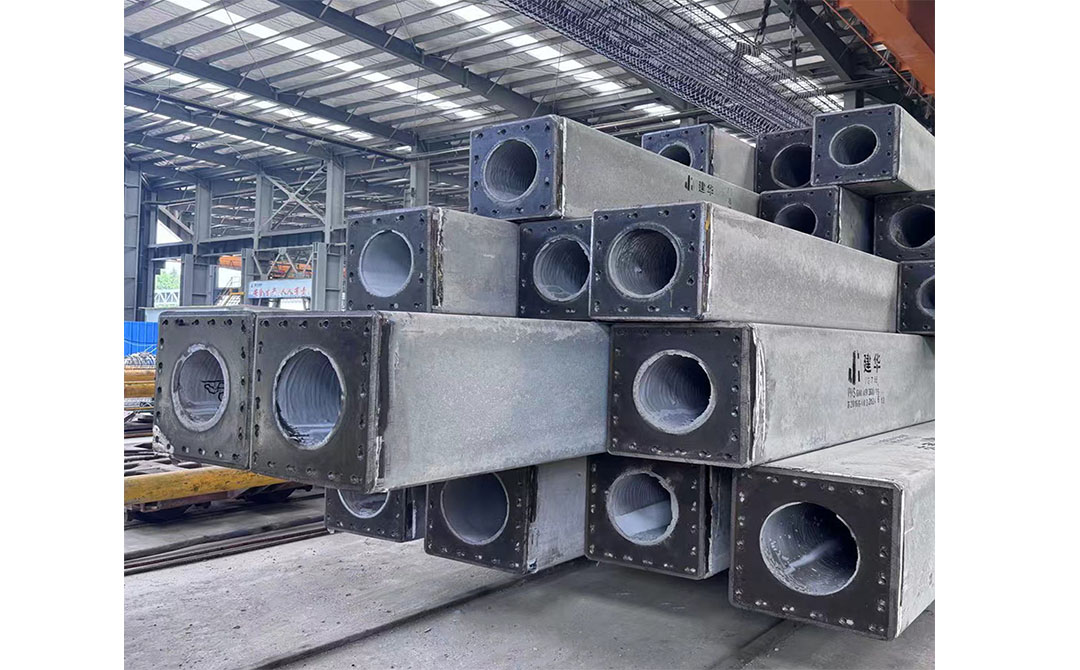 مربع مجوف مغزول مسبقاً
